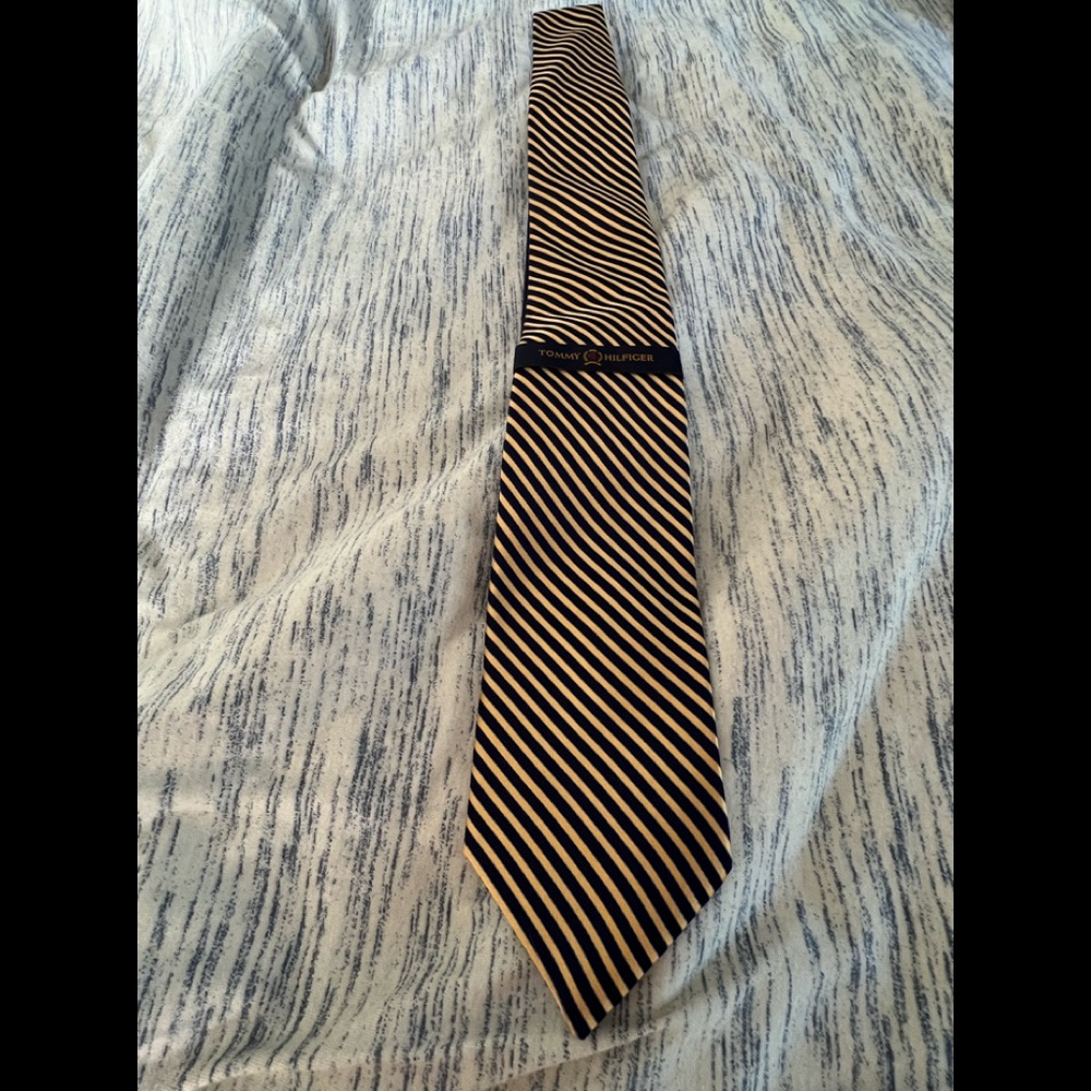 56” Blue Gold Stripes Tommy Hilfiger Stitched Men’s Neck Tie NWT Free Ship